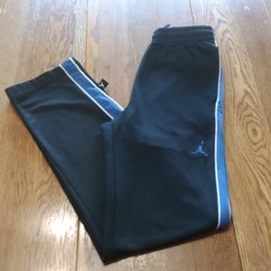 Black with blue Nike/Jordan therma-fit Bottoms